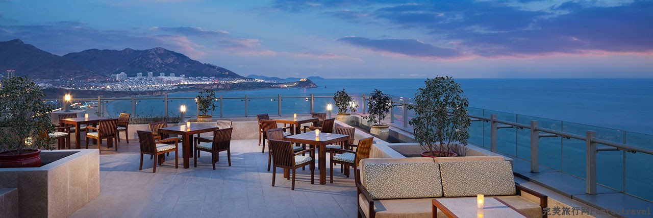 Hyatt-Regency-Qingdao-P065-Regency-Club-Terrace-1280x427.jpg